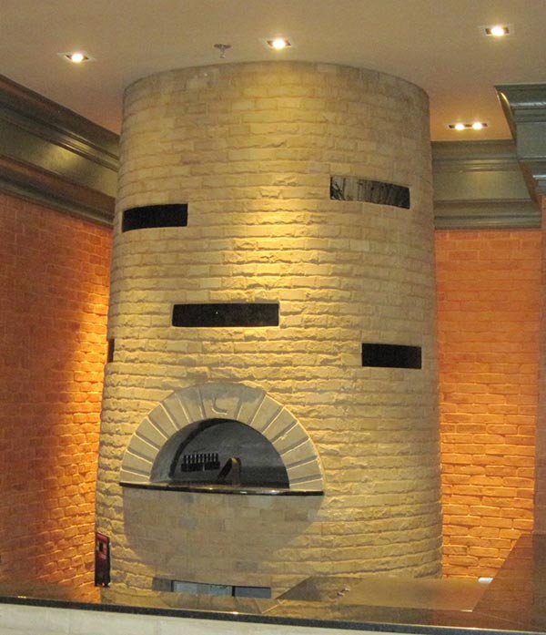 Luxury pizza oven